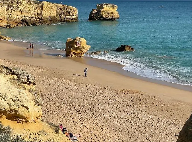 Cesar Manrique - Albufeira, Portugal