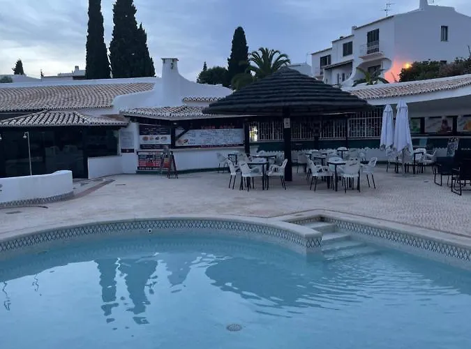 Cesar Manrique - Albufeira, Portugal