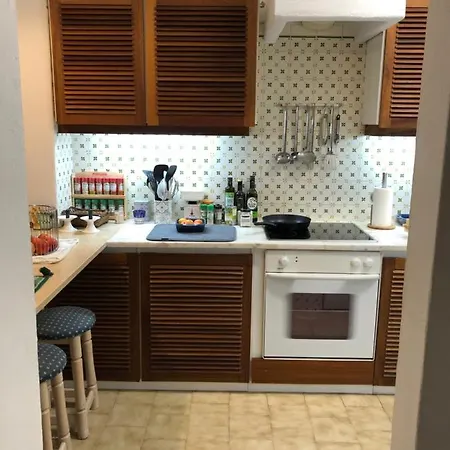 Cesar Manrique - Albufeira, Portugal Daire