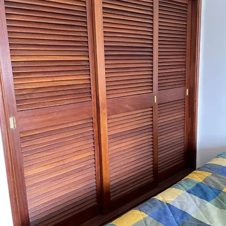 Cesar Manrique - Albufeira, Portugal אלבופיירה