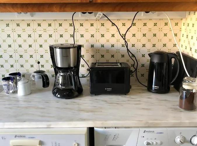 Cesar Manrique - Albufeira, Portugal アルブフェイラ