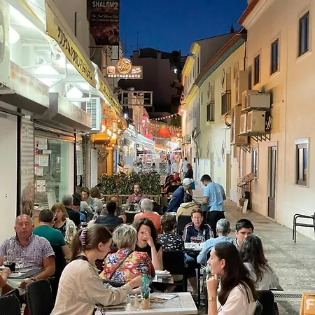 Cesar Manrique - Albufeira, Portugal 公寓 *